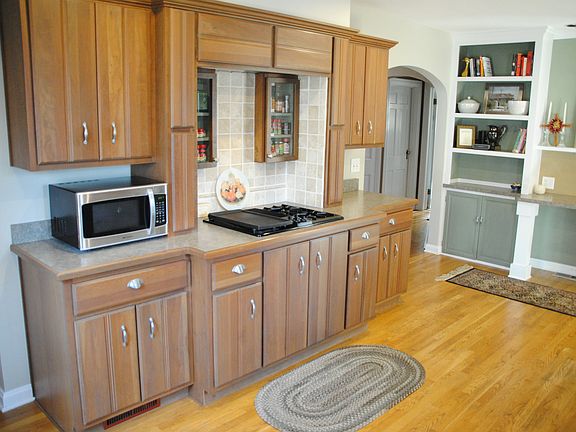 4th image of 1023 Kessler Boulevard East Dr