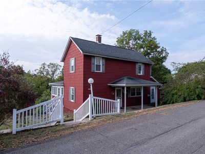 1645 Brown Rd N, Ellwood City, PA, 16117