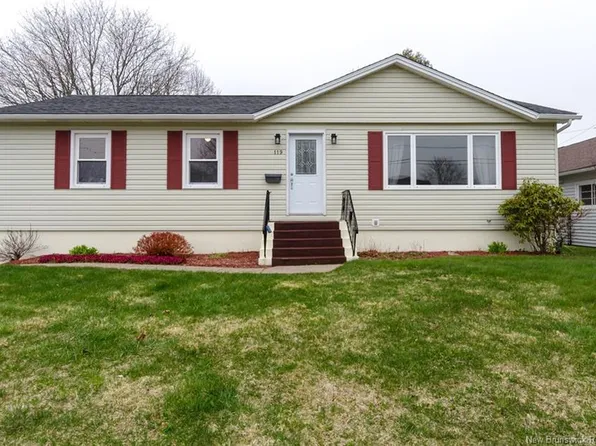 119 Bayview Dr, Saint John, NB E2M 4E2