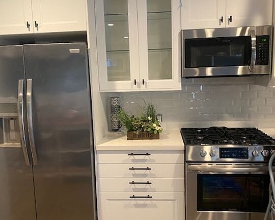 4th image of 4504 Woodley Ave