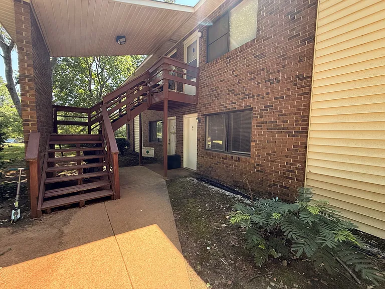 1522 Parkway Ct #E6-E6UNIT — Photo 1