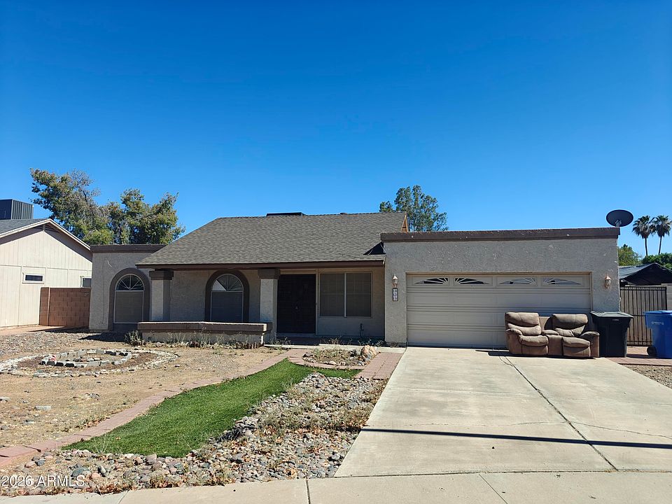 1st image of 323 E MOORE Avenue