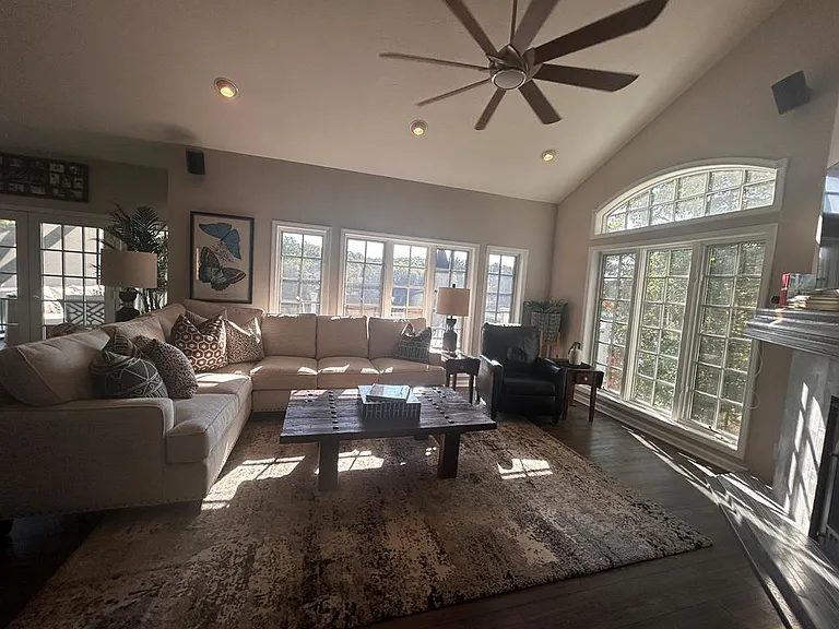 217 Hawks Chase Ln — Photo 4