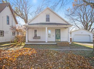 732 E Green St, Marshall, MI 49068