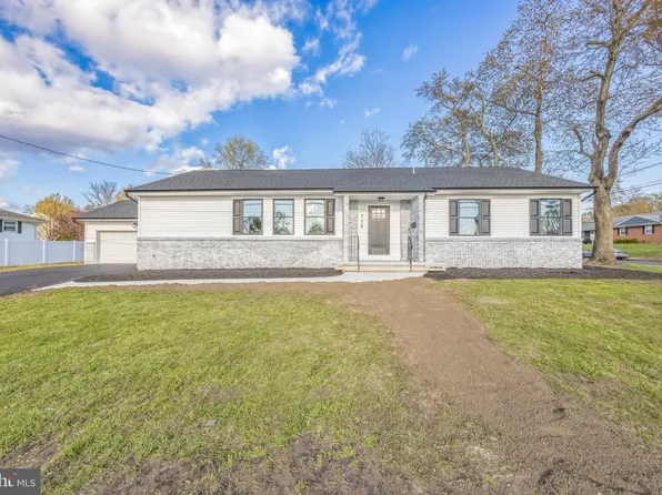 750 3rd St, Woodbury Heights, NJ 08097