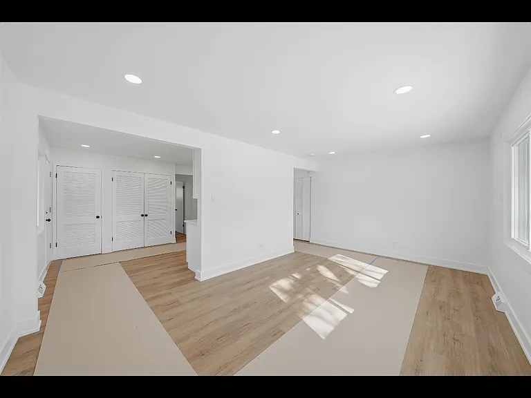 5220 S State Rd — Photo 11