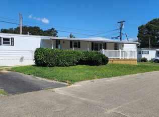 6 Chestnut Dr, Westbrook, CT 06498