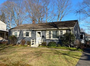 86 Easy St, Milford, CT 06460
