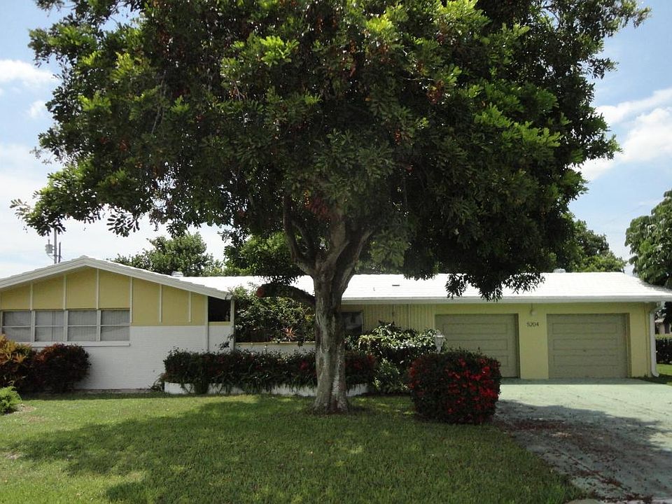 Wilmington Court, Cape Coral