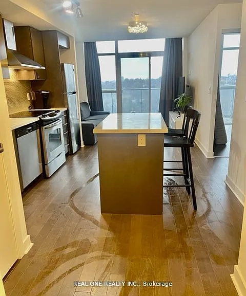 58 Orchard View Blvd #1011 — Photo 12