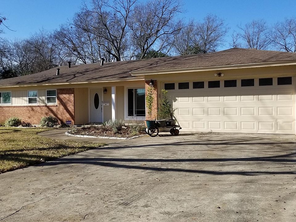 1st image of 3808 Burkett Dr