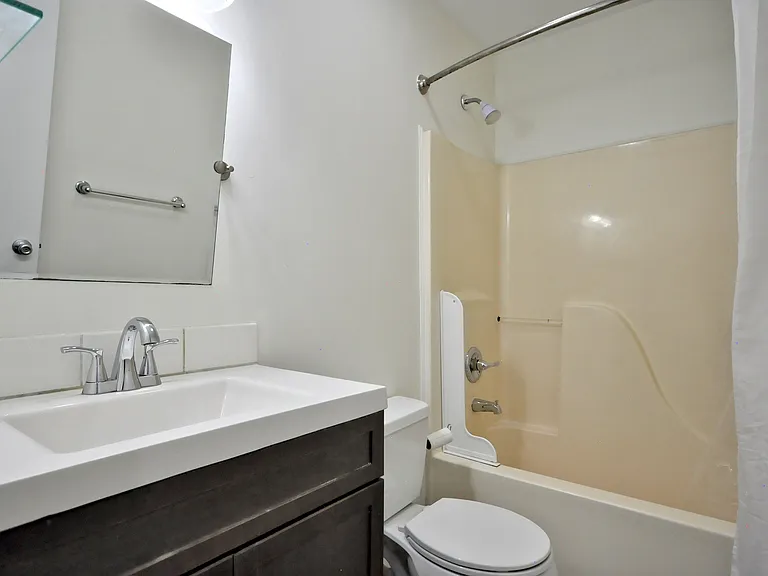 973 Hot Shot Dr — Photo 26