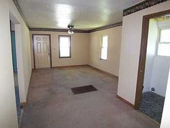 2nd image of 700 7th Ave