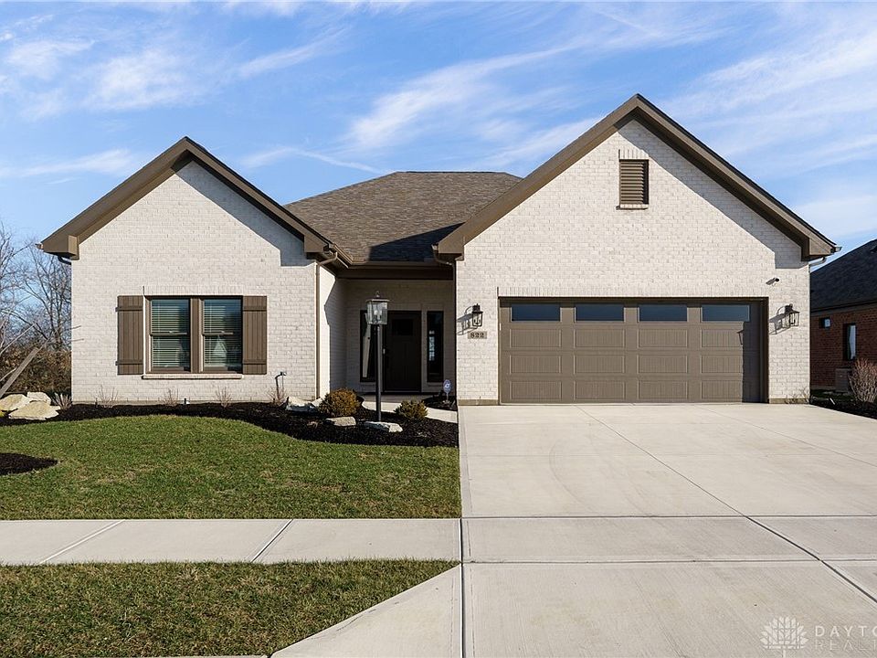1st image of 822 Pebble Pl