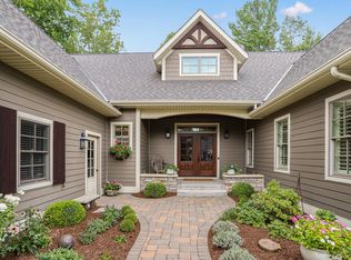 429 Island View Dr, Holland, MI 49424