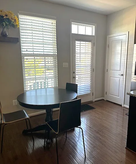 5504 Glover Park Dr — Photo 15