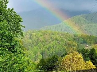 944 Piney Hill Rd, Burnsville, NC 28714