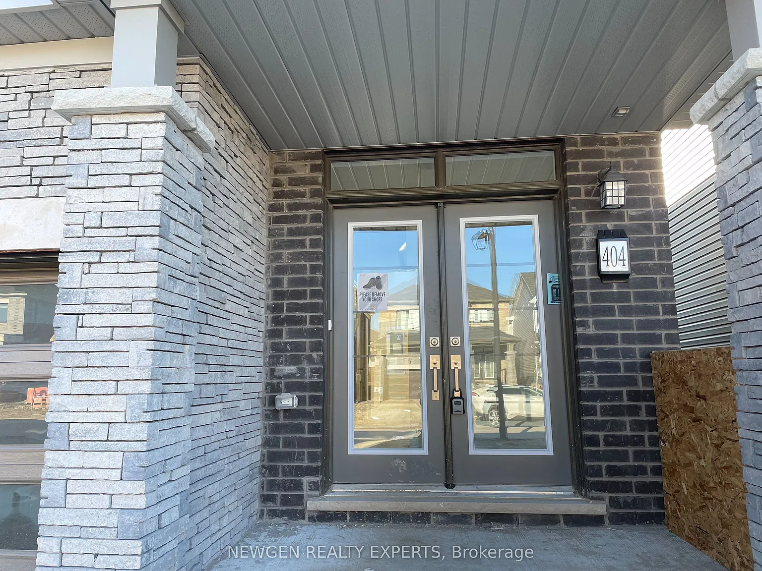 3 bed, $2,950 — Photo 1