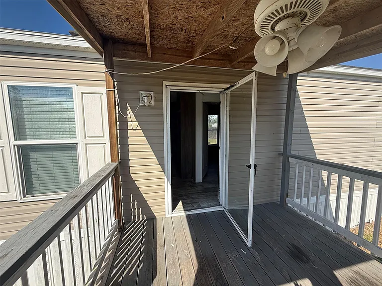 239 Road 5027 — Photo 7