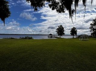 2166 County Road 406a, Lake Panasoffkee, FL 33538