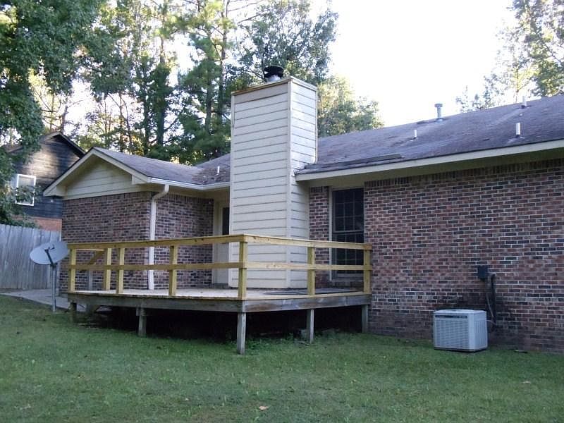 2nd image of 6733 Moon Rd