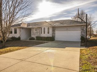 4102 Serenity Ln, Nixa, MO 65714