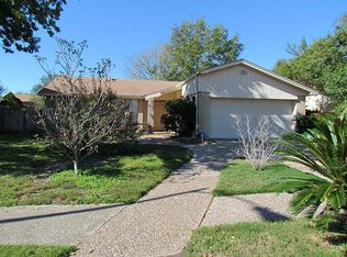 4908 Meadowood Cir, Baytown, TX 77521