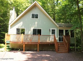 423 Quaker Ct, Pocono Lake, PA