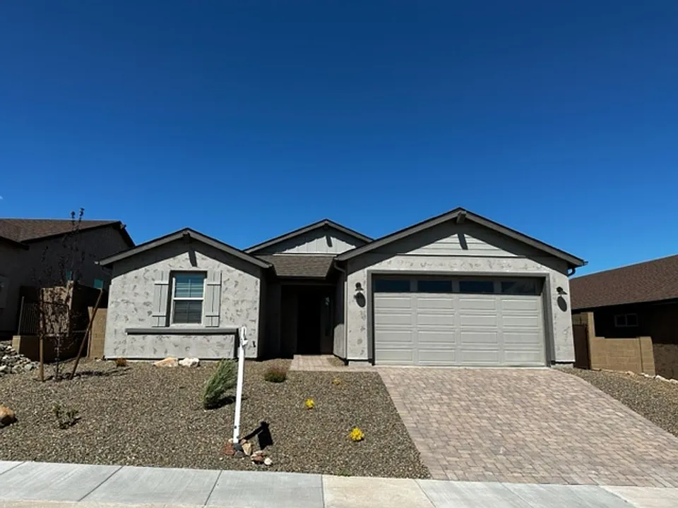 840 Eugene Rd