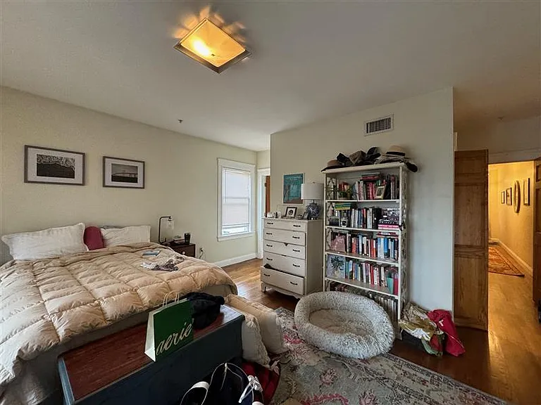 6 Giles Park — Photo 9
