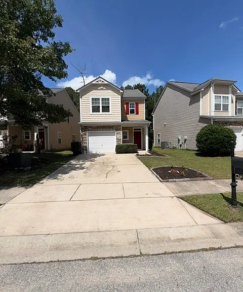 164 Stanley Ct — Photo 3