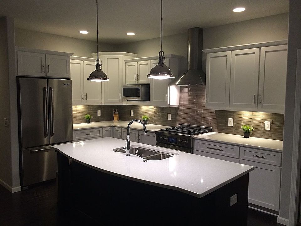 2nd image of 3829 Bay Laurel Ln