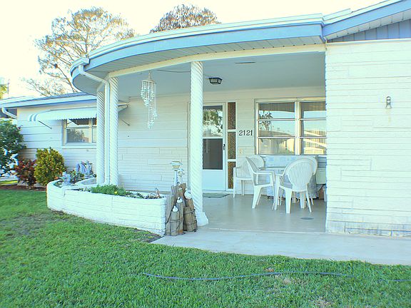 2nd image of 2121 Lyra Dr