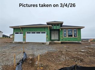 11235 S Gleason Rd, Olathe, KS 66061