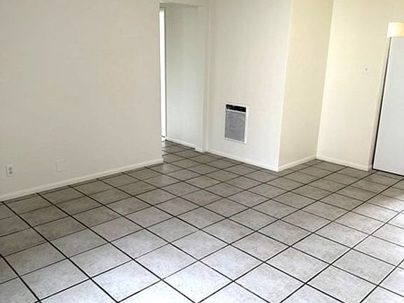 3rd image of 4522 11th St #4524D
