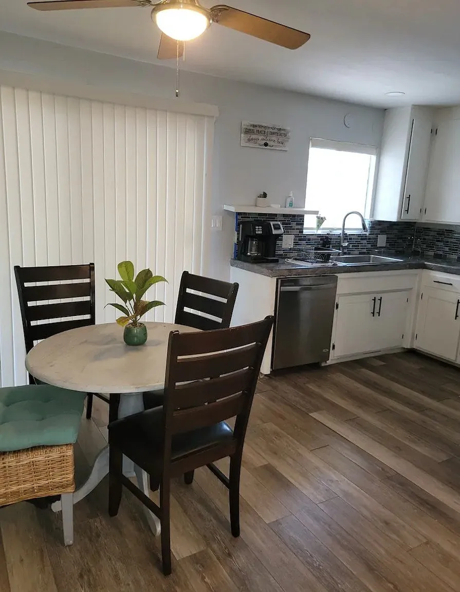 $2150 / 2br - All Utilities Included - Fully Furnished Turnkey 2br/1ba Apartment (Modesto, Ca) — Photo 2