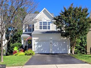 3328 Tony Ct, Dumfries, VA 22026