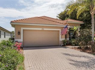 2165 Oxford Ridge Cir, Lehigh Acres, FL 33973