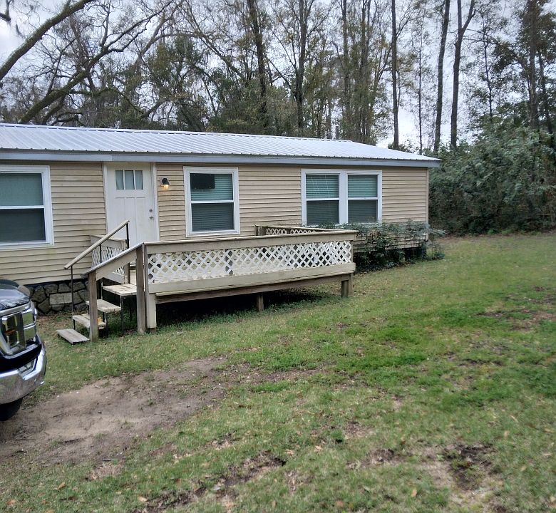 1st image of 402 Gone Fishin Ln