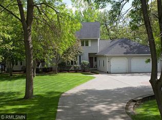 8003 River Acres Rd, Cottage Grove, MN 55016