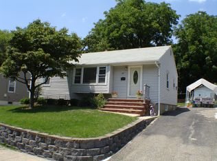 37 Curtis St, Dover, NJ 07801