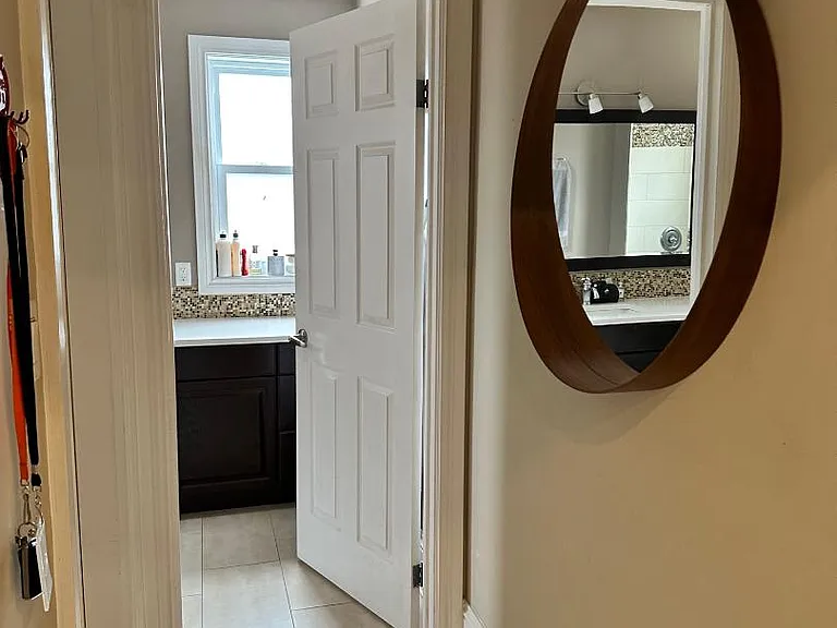 59 Lees Ave #A — Photo 4