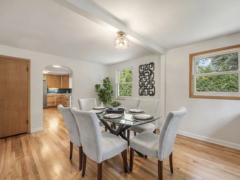 160 Circle Dr — Photo 24