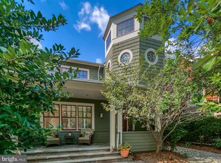 716 N Edgewood St, Arlington, VA 22201