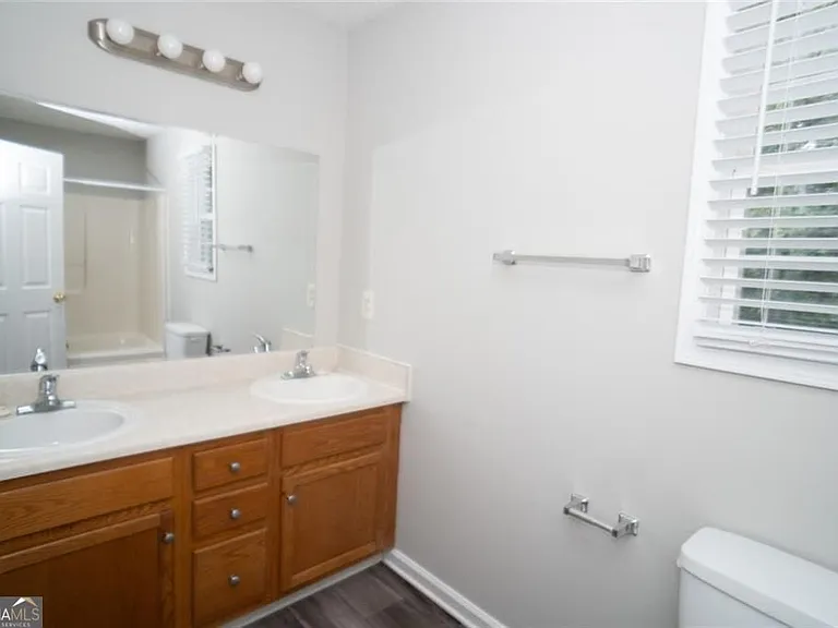 52 Fieldstone Ct — Photo 24