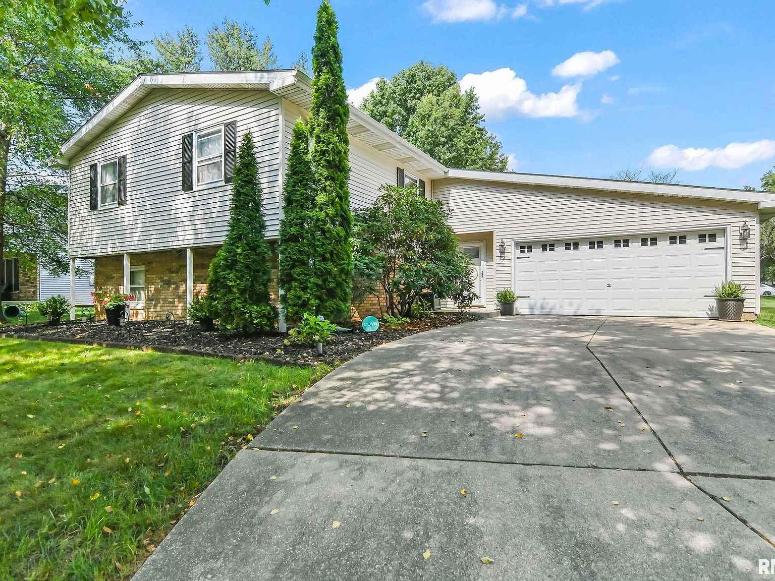 36 Meander Pike, Chatham, IL 62629 Zillow