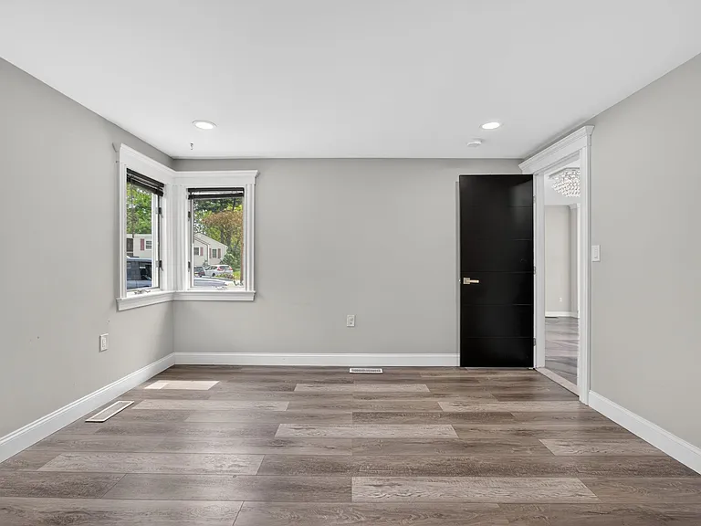 23 Cove Rd — Photo 23