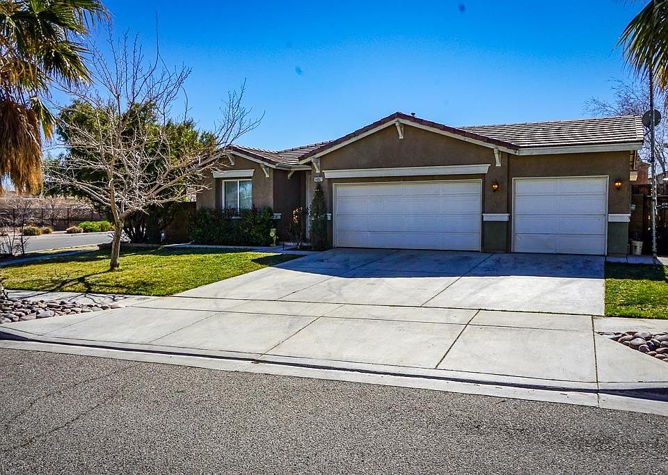 1st image of 14067 Platinum St