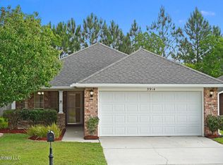 3914 Timber Lake Dr, Ocean Springs, MS 39564