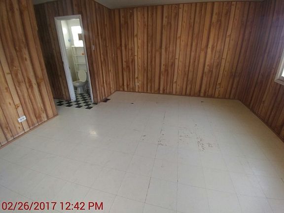 5th image of 3708 S 58th Ave